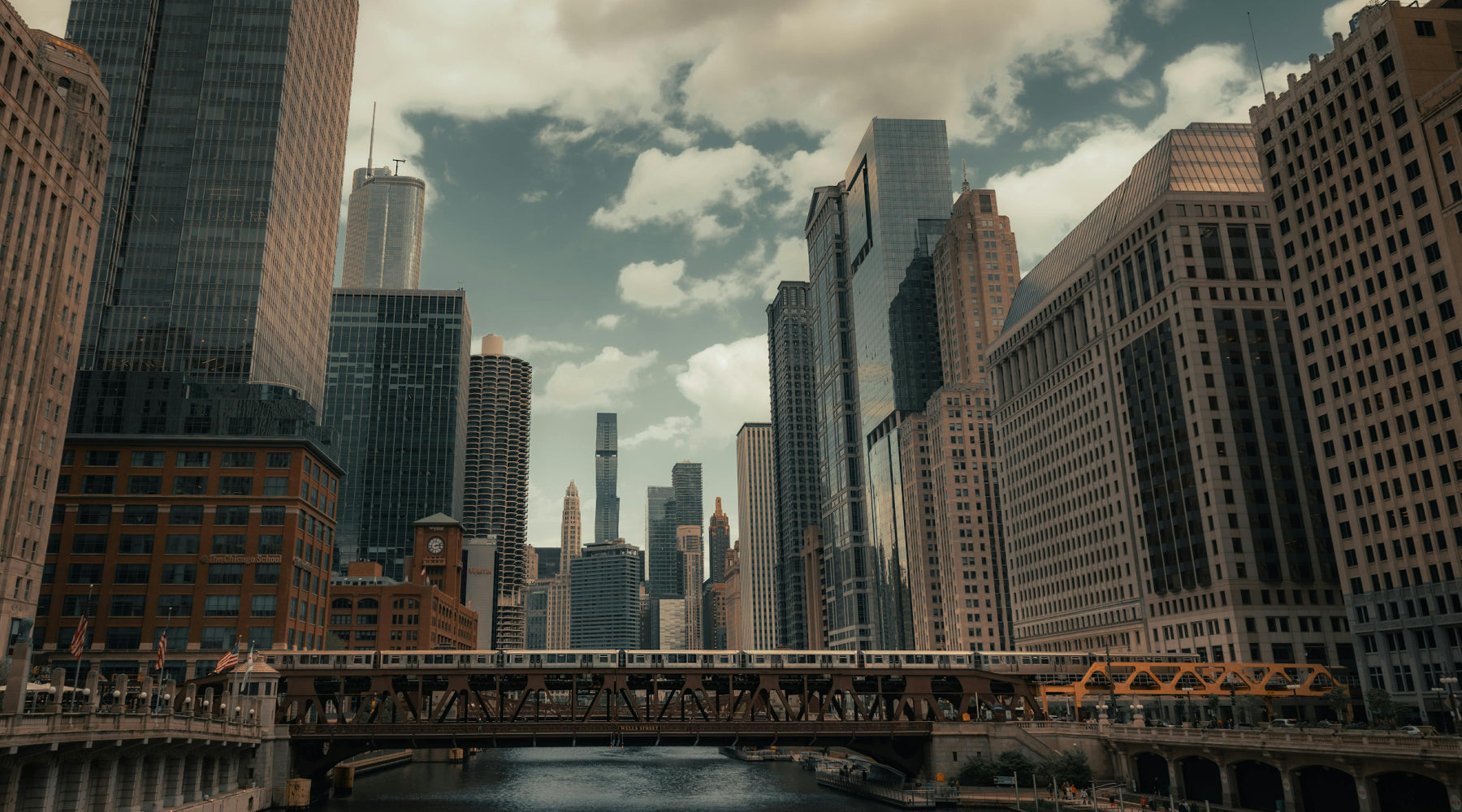 Illinois HB 5784: Cannabis Overhaul and the Death of Loophole Hemp