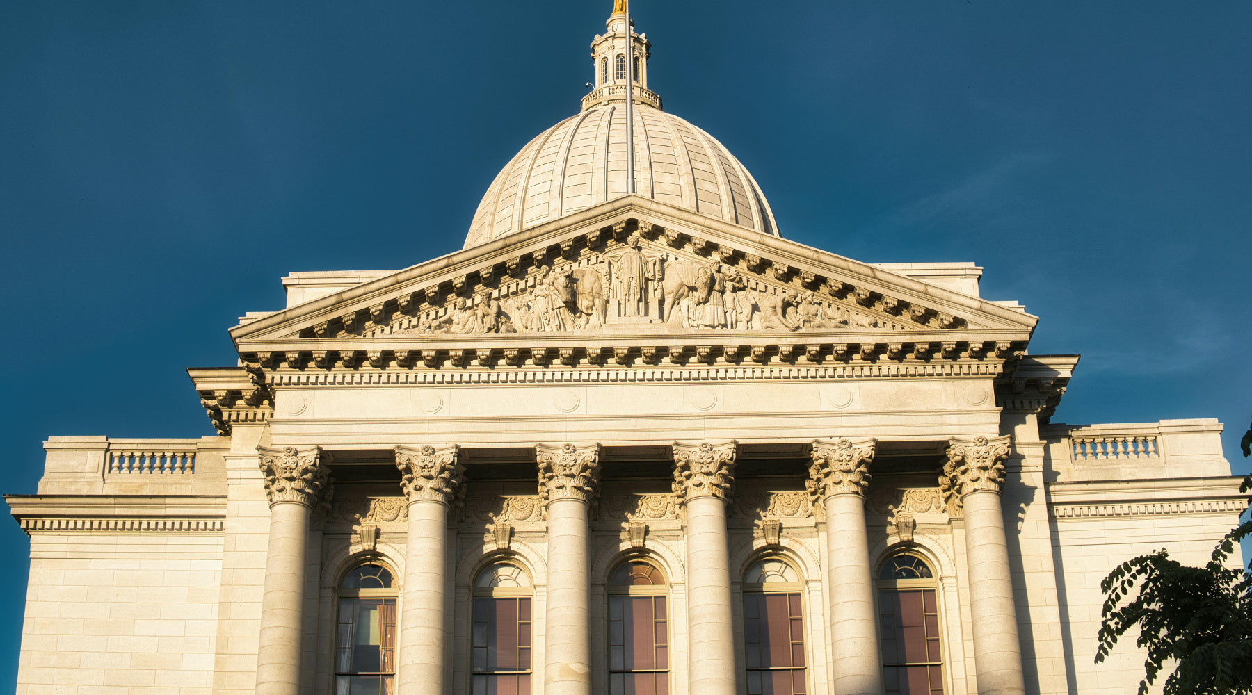 Wisconsin’s New 21+ Mandate: Understanding SB 644 and AB 680